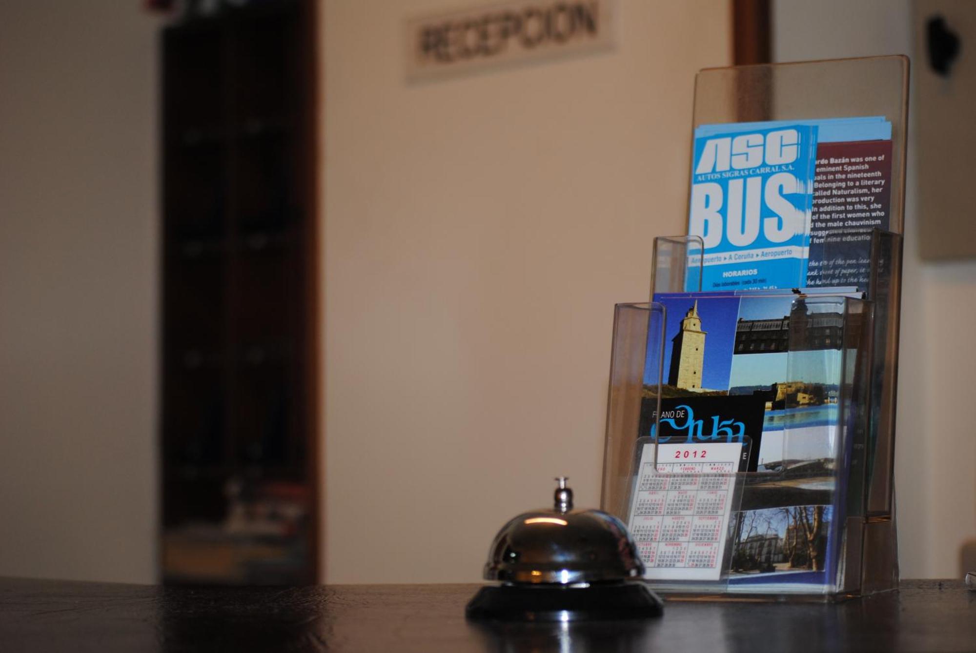 Hostal Palas A Coruna Ngoại thất bức ảnh